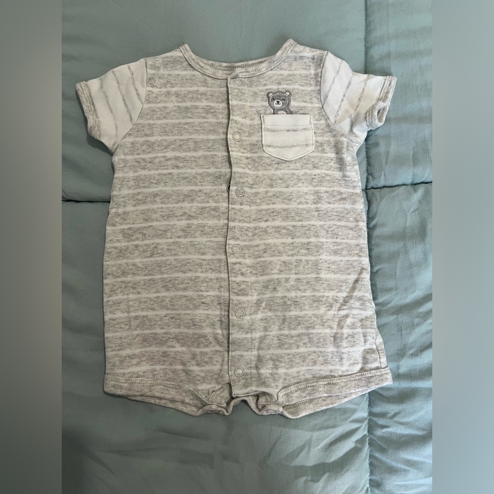Carter's Baby Boys' Bear Pocket Creeper 6 Months - Picture 2 of 5